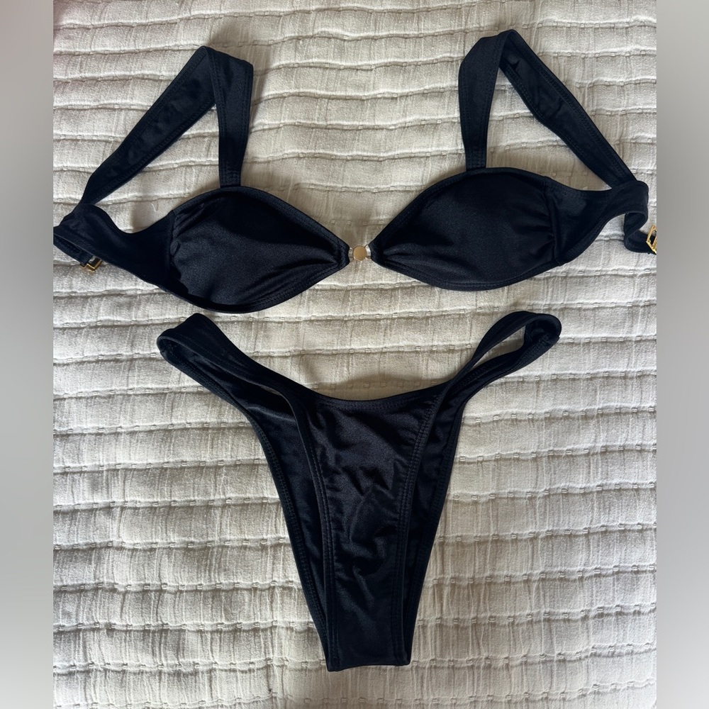Black Bikini Set